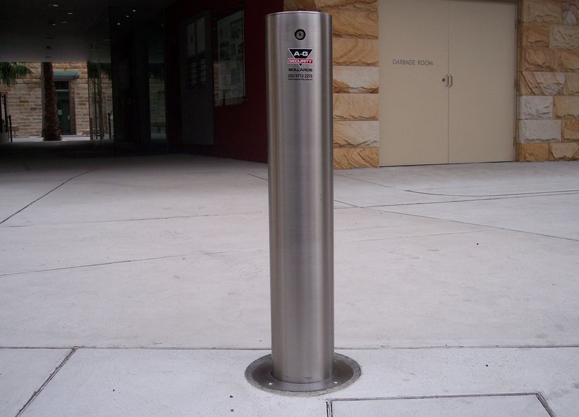 Bollards 03